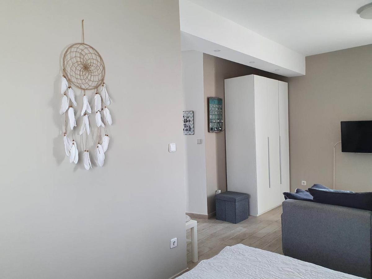 Apartment Danijela Novalja Exteriör bild